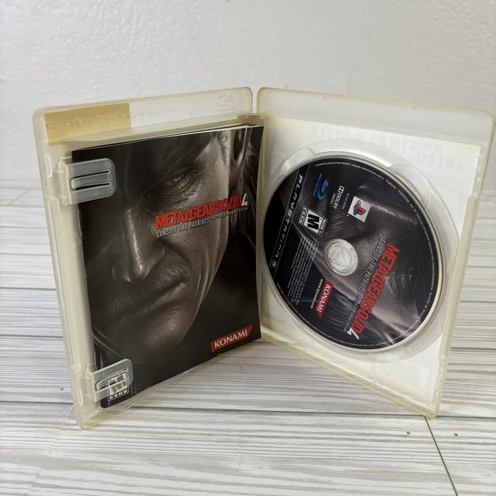 Metal Gear Solid 4: Guns of the Patriots (Sony PlayStation 3, 2008) - CIB